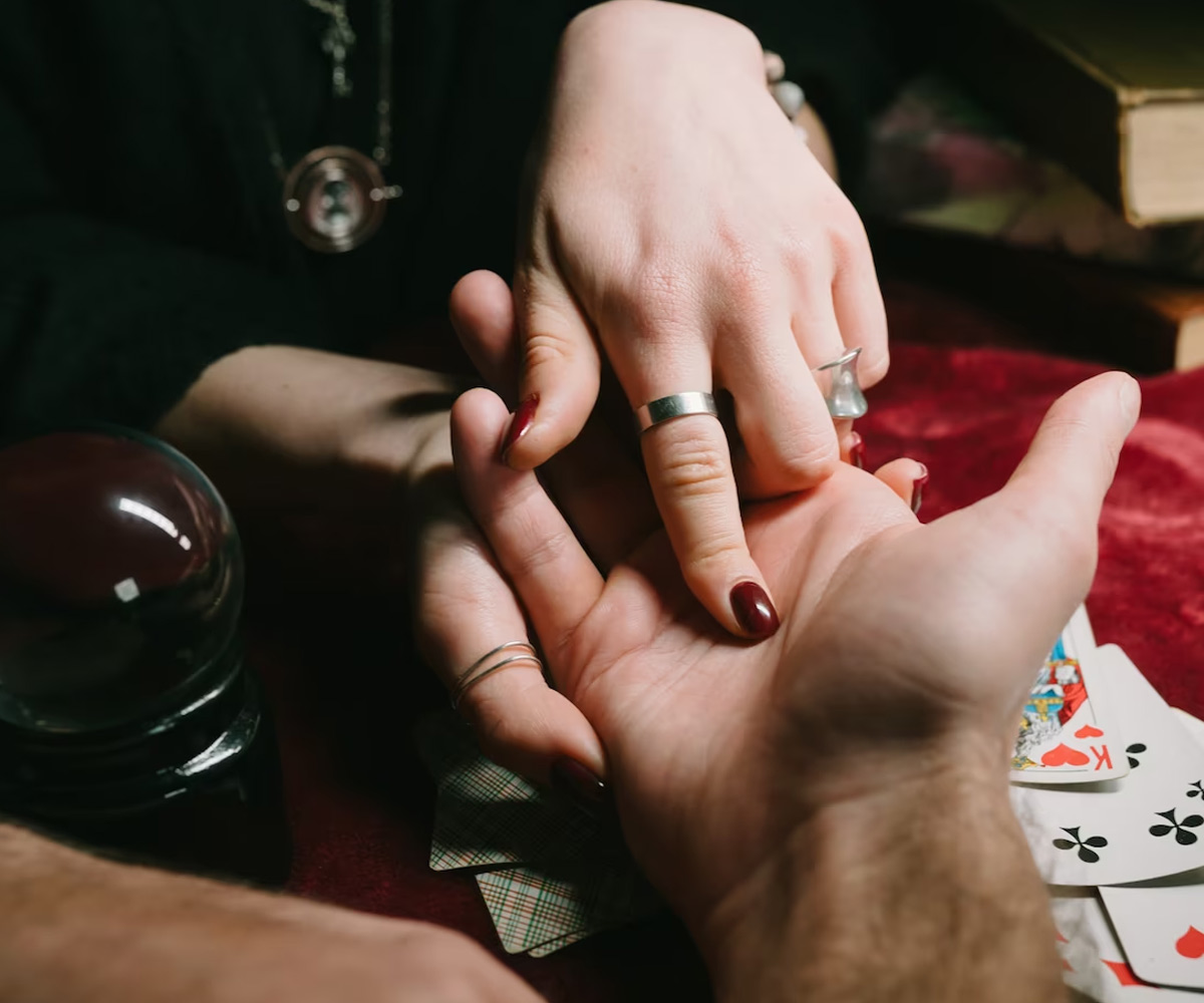 A healing crystal for each zodiac sign